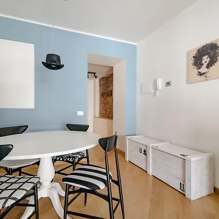 Gem Of The - Luxury Old Town Appartement Como